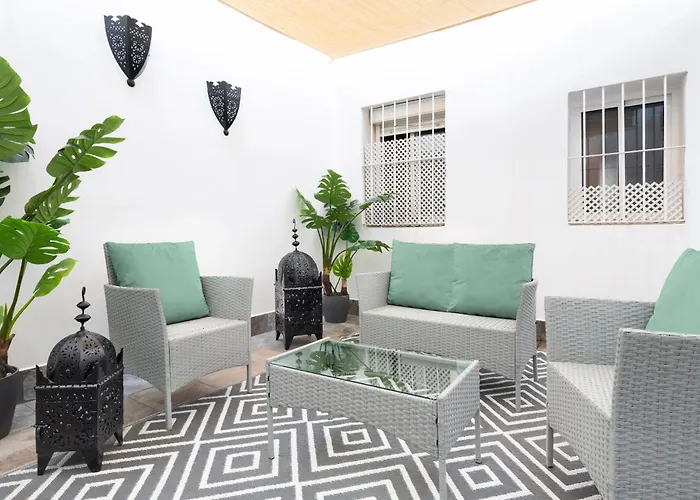Triana Pureza Suite Con Patio Privado